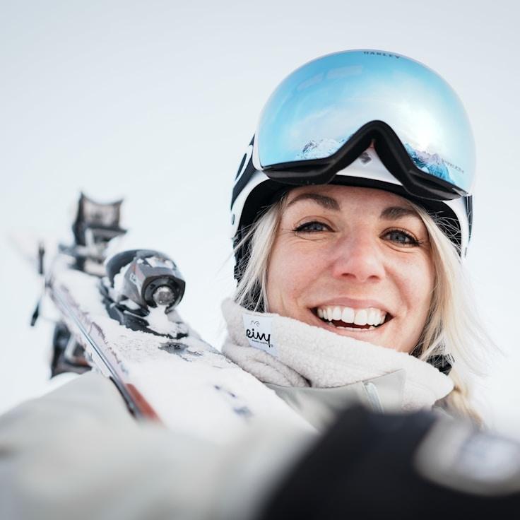 Ravi Kapoor, Client Relations Director, discussing corporate gifting strategy with business clients