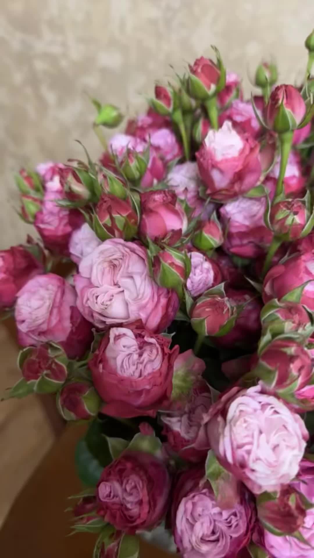 PlainCloudTune workshop space where corporate flower arrangements are designed and prepared for business delivery